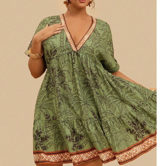Boho Tropical Print V neck Short Sleeve Ruffle hem Dress - Picture 1 of 3